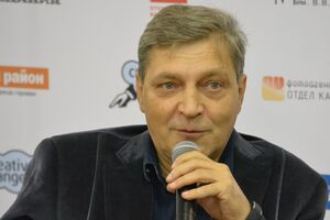 Невзоров (на фото): Токаєв має три особисті думки і ті на прямий проділ