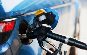 По сравнению с началом января средняя цена на бензин увеличилась на 0,95 грн за литр