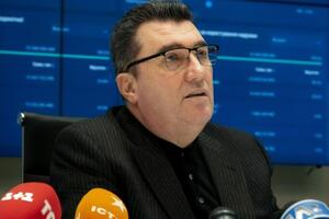 Данилов заверил, что выборочного отношения к олигархам не будет
