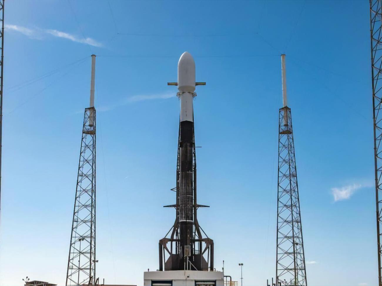 Супутник запустили в космос 13 січня, зараз із ним установлено стійкий зв'язок