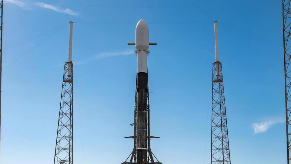 Спутник запустили в космос 13 января, сейчас с ним установлена устойчивая связь