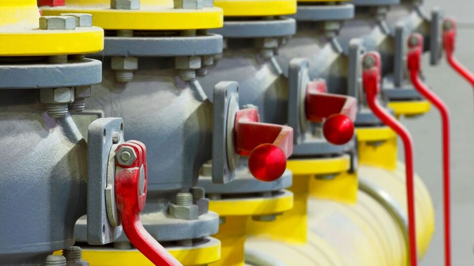 Кабмін України зобов'язав приватних газодобувників продавати до кінця квітня 20% газу, який видобувають на Українській енергетичній біржі