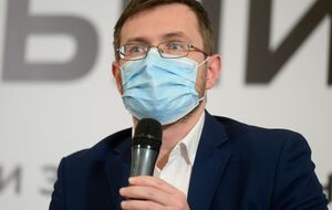 Кузін найпоширенішим симптомом нового штаму назвав чхання
