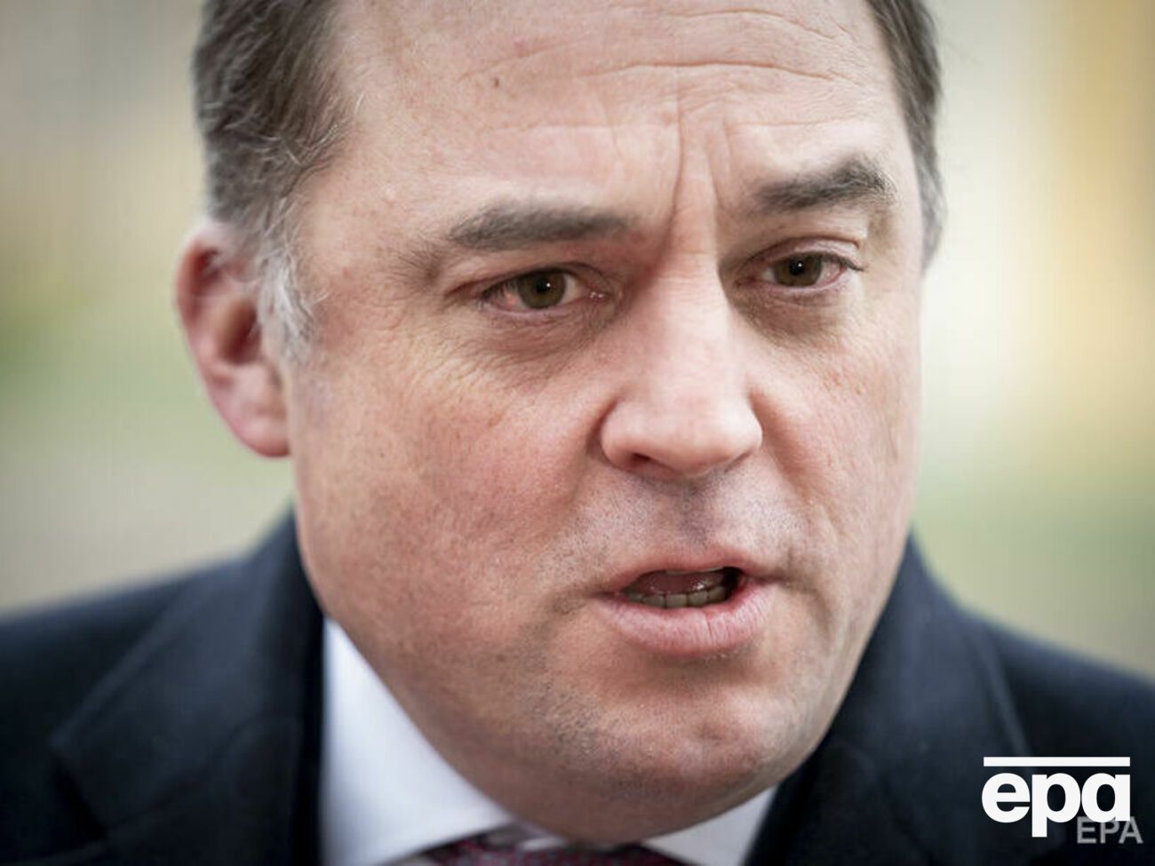 Уоллес (на фото) заверил Резникова в поддержке Великобританией суверенитета Украины