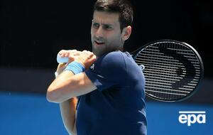 По мнению министра иммиграции Австралии, Джокович (на фото) "воспринимается некоторыми как талисман" антивакцинаторов