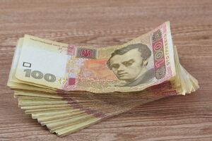 Курс гривні різко впав у четвер – п'ятницю
