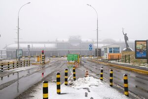 Сообщение о минировании аэропорта поступило 15 января