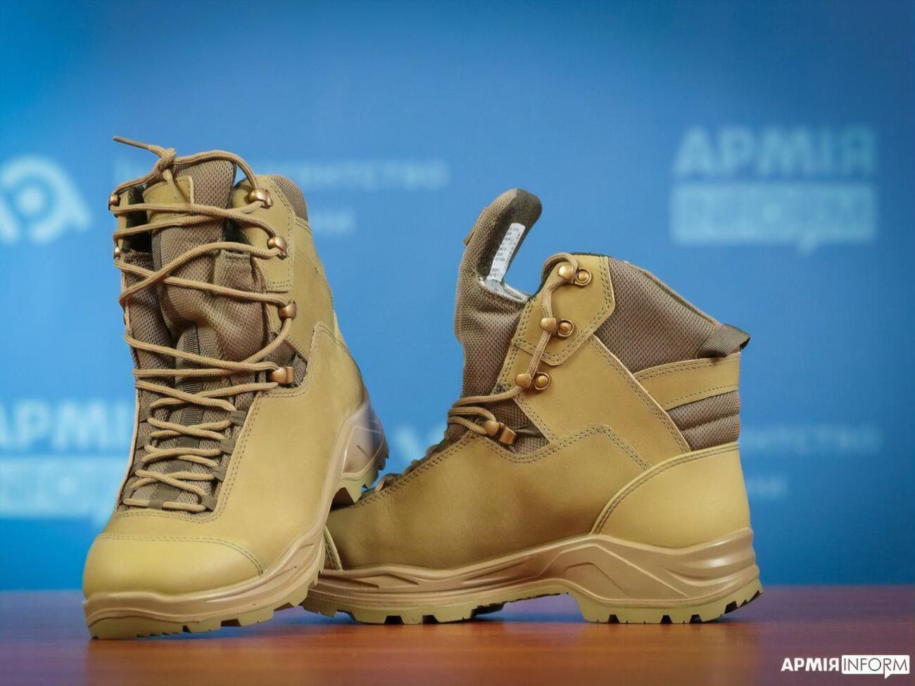 Новые зимние ботинки тестировали военнослужащие
