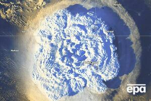 Извержение подводного вулкана сняли из космоса