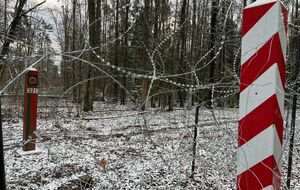 Погранслужба сообщила, что границу Польши 15 января форсировала группа из 18 человек