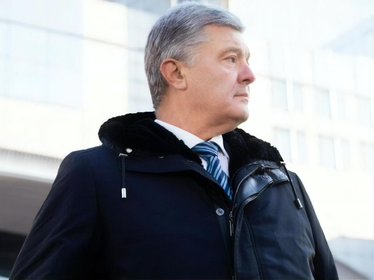 Порошенко:&nbsp;Открою вам тайну: я себе билеты не покупаю