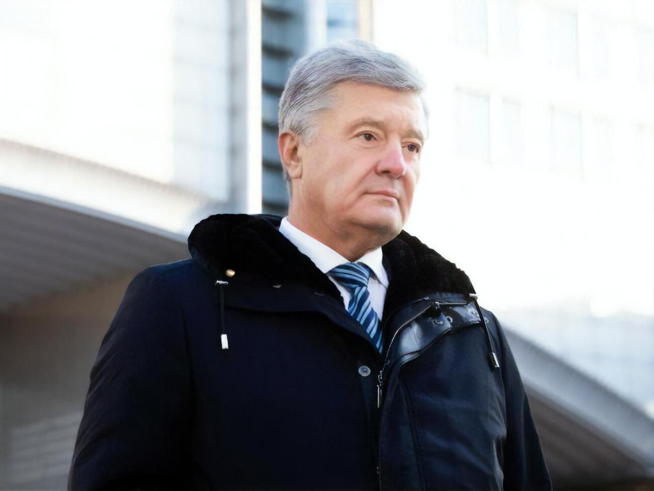У грудні Порошенко виїхав з України