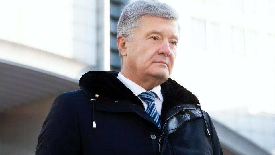 У грудні Порошенко виїхав з України