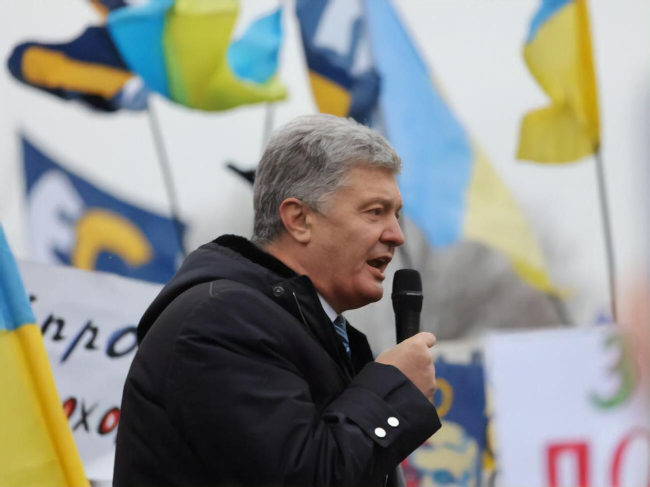 Порошенко собирается в суд, чтобы "дать бой"
