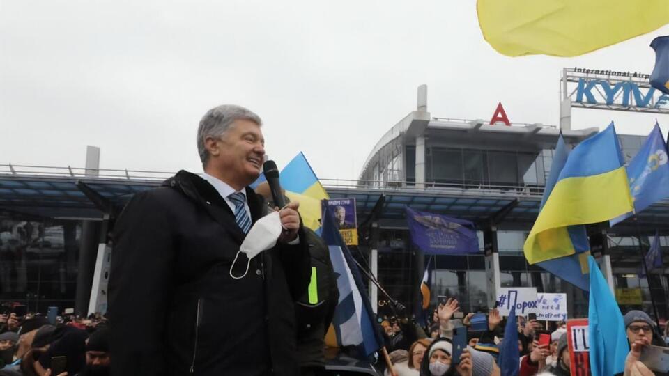 Отношения Зеленского с Порошенко Ярош называет "внутренними склоками"