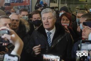 В ГБР заявили, что пытались вручить Порошенко в аэропорту процессуальные документы, но его адвокаты "сбежали"