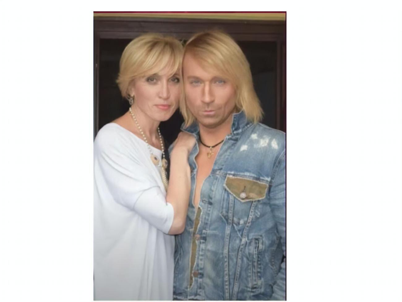 Прихильниця Винника Барон: Коли дивлюся на дівчаток, вони стоять під сценою: "Олеже, подивися, це я, твоя вовчиця", думаю: "Боже, ніколи про себе таке не кажіть"