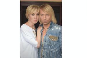 Прихильниця Винника Барон: Коли дивлюся на дівчаток, вони стоять під сценою: "Олеже, подивися, це я, твоя вовчиця", думаю: "Боже, ніколи про себе таке не кажіть"