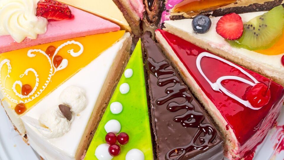 В перечень попали юрлица, у которых выпечка хлеба не является основным видом лицензионной деятельности