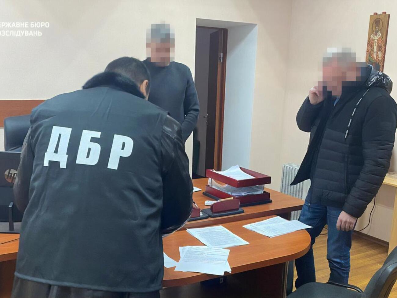 У ДБР стверджують, що про Порошенка їм повідомили прикордонники