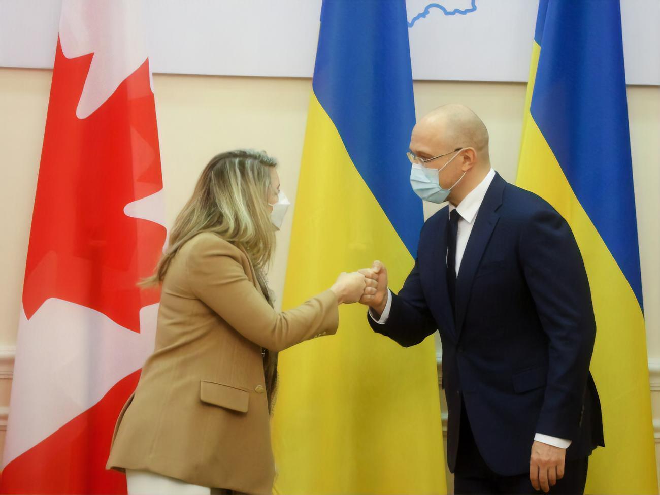 Жоли и Шмыгаль провели встречу в Киеве