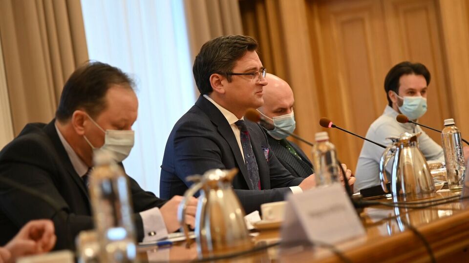 Кулеба: Визит сенаторов в Киев подтверждает, что Украина имеет мощную двухпартийную поддержку США