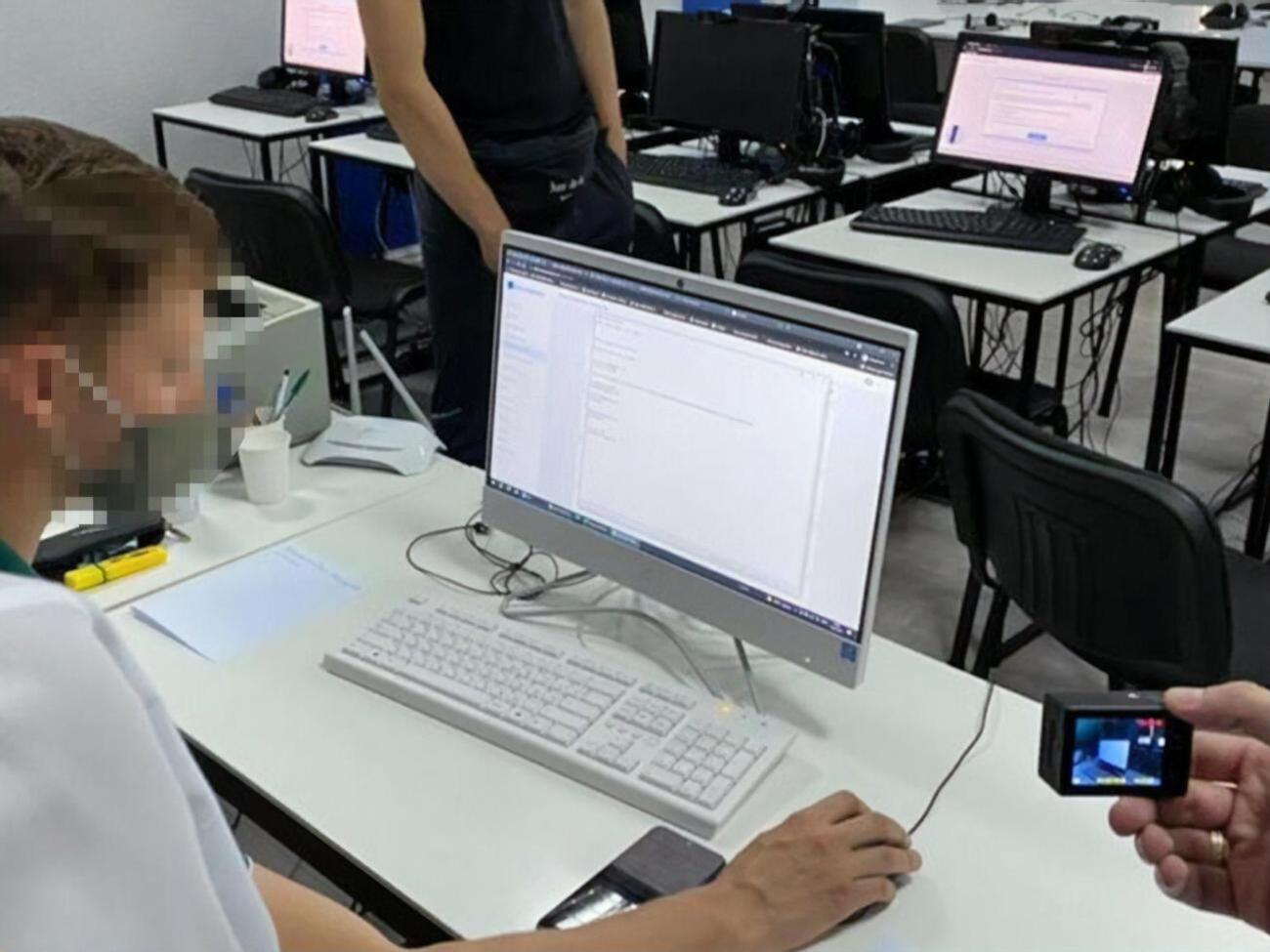 У 2021 році співробітники СБУ викрили 21 ботоферму загальною потужністю 150 тис. акаунтів