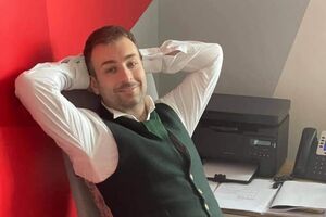 Дело не в Порошенко – дело в скотской системе, где предпринимателя легко может заказать конкурент, а бывшего президента – нынешний