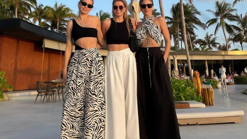 Сильченко (справа) призналась, что хотела бы иметь таких сестер, как Вера Брежнева (слева) и Виктория Галушка (в центре)