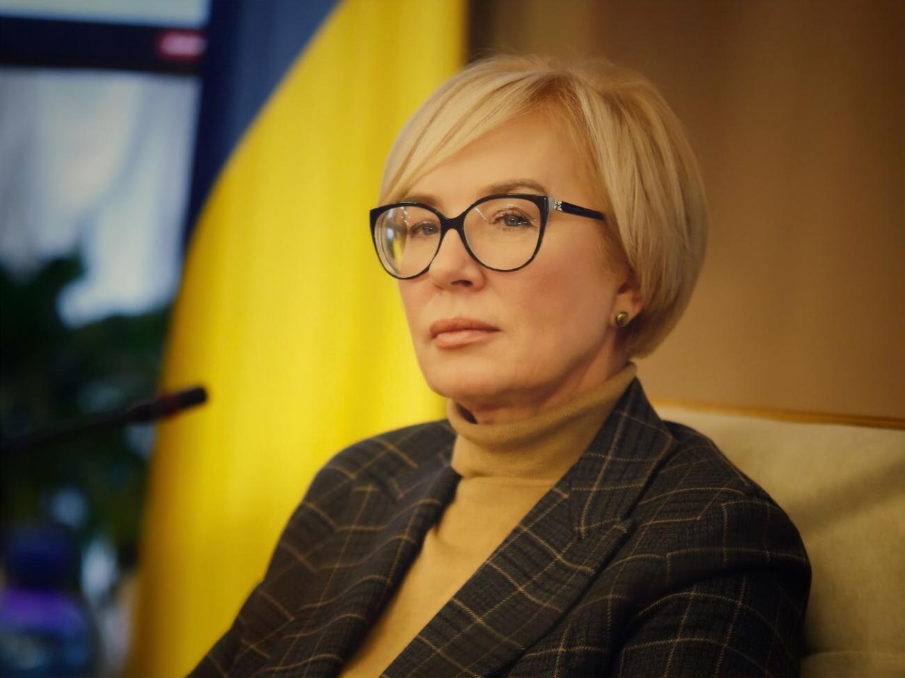 Денисова призвала немедленно освободить Уткина