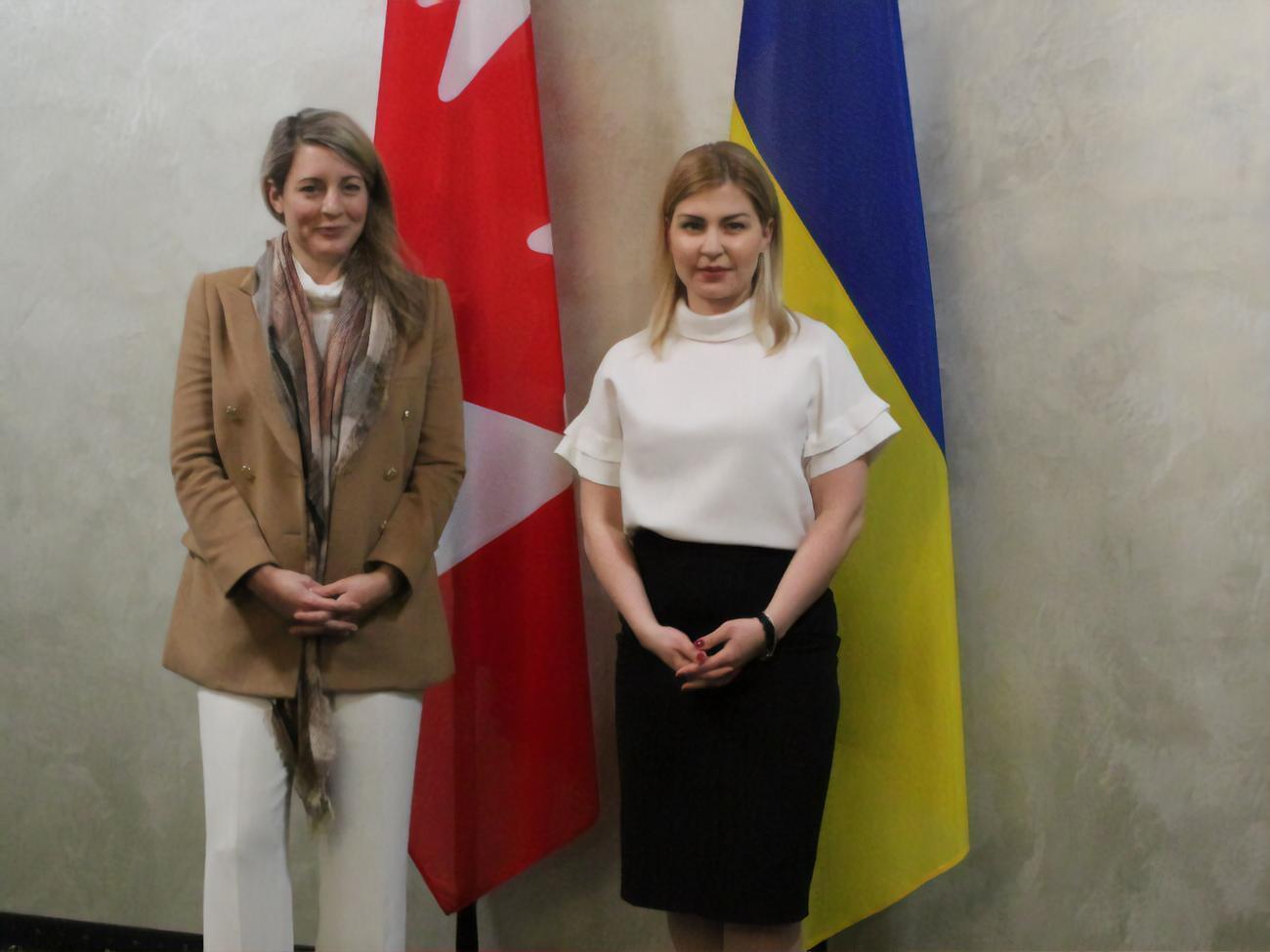 Жолі та Стефанішина зустрілися в Києві