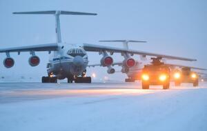 Большинство нации совершенно не согласно с тем, что Токаев решил пригласить миротворцев из ОДКБ в Казахстан, отметил Кажегельдин