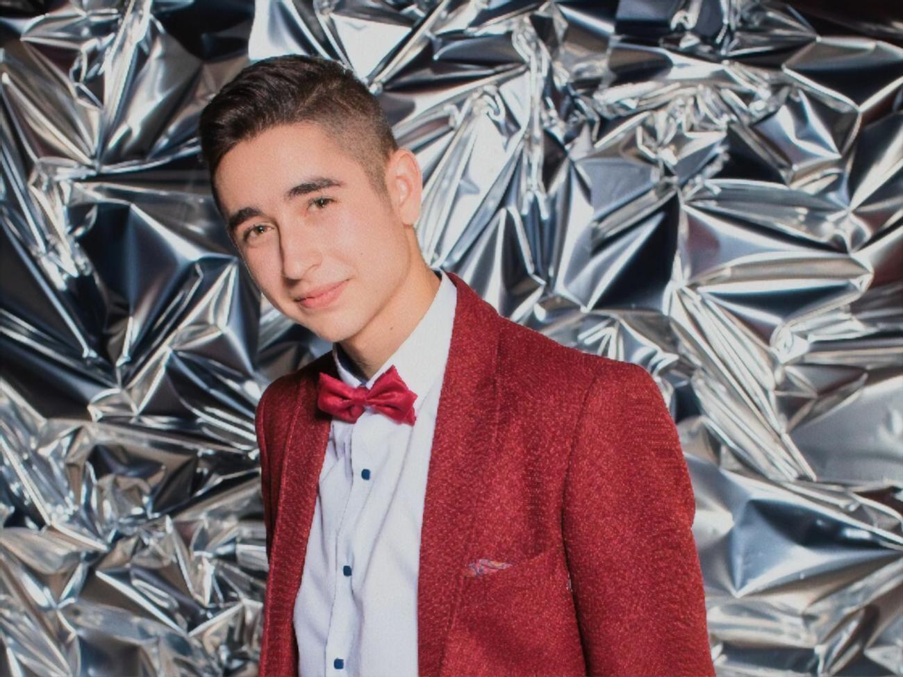 Сасанчин прославился после победы в шоу "Голос країни"