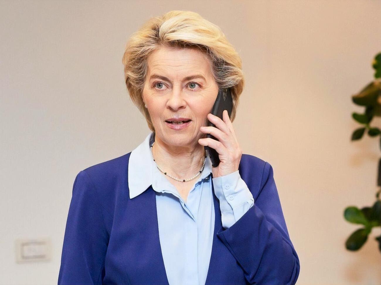 Евросоюз готов к диалогу с Россией, но, если Кремль начнет вторжение в Украину, ЕС введет новые санкции против РФ, заявляет Урсула фон дер Ляйен