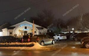 Вечеринка была в "Царском селе". Геращенко говорит, она продолжалась 30 минут