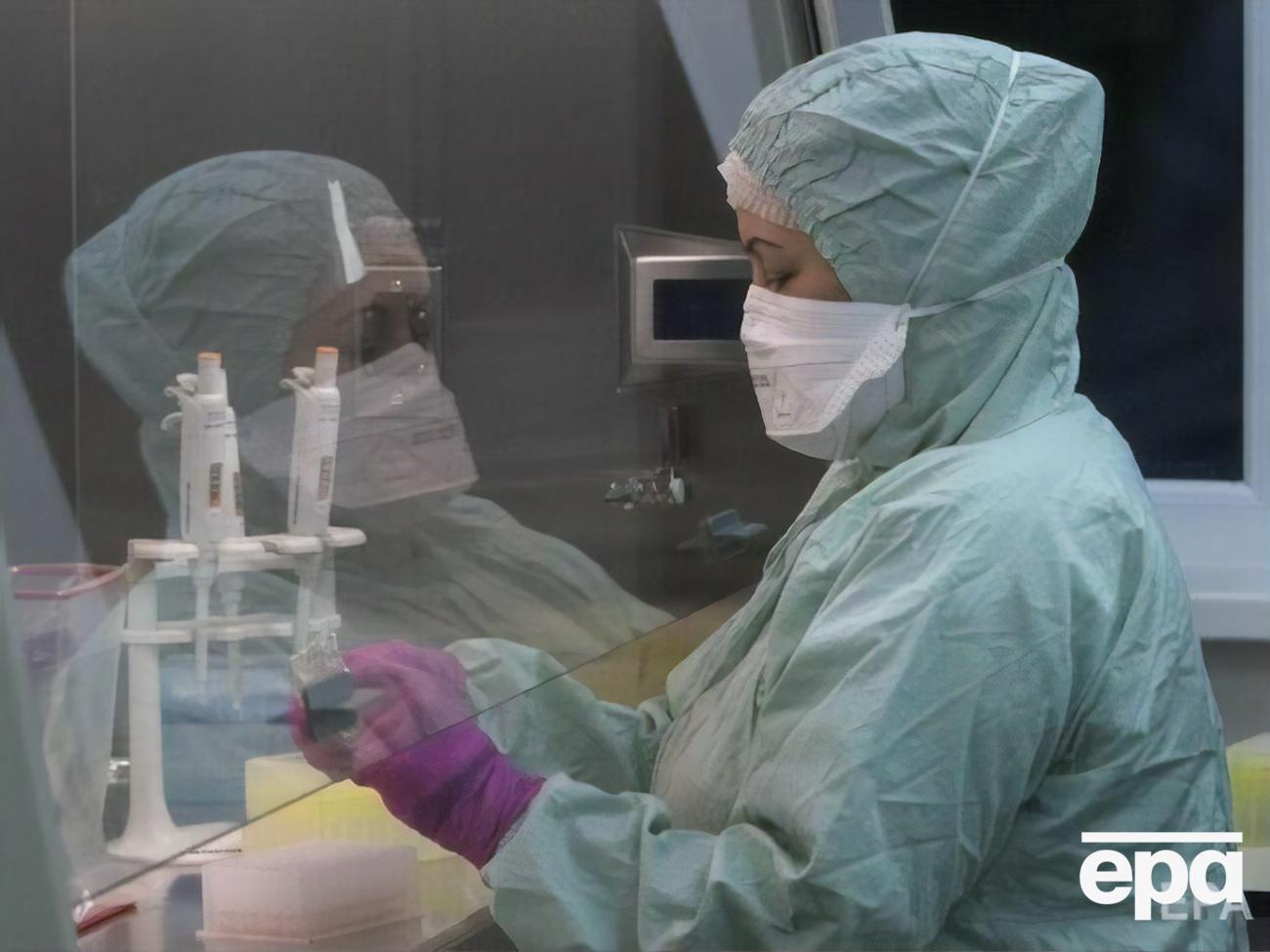 "Омикрон" обнаружили в 13 образцах из Ивано-Франковской области