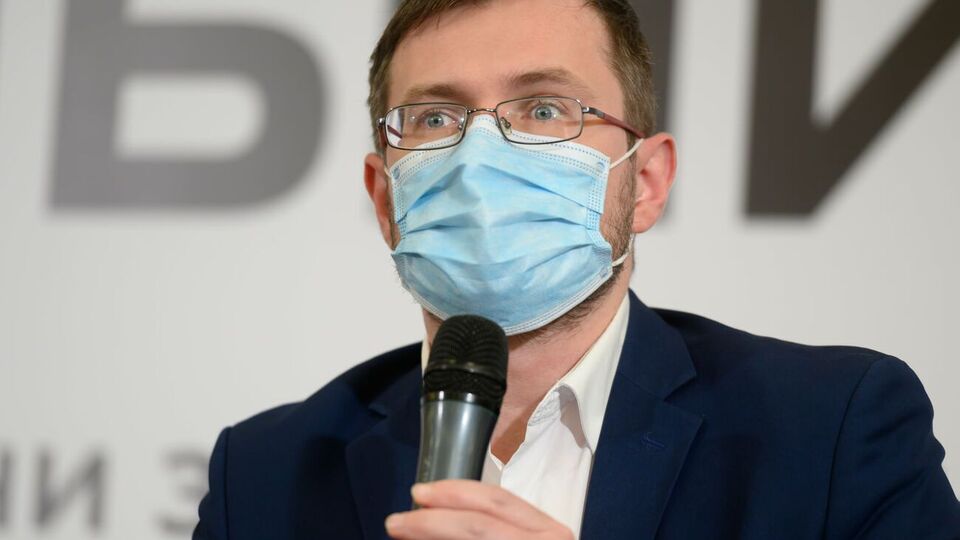 Кузін: Погана новина в тому, що цей штам передається набагато швидше, ніж "Дельта"