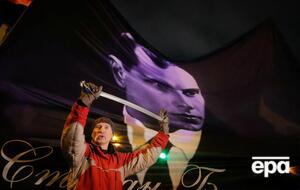 В Киеве по случаю дня рождения Бандеры прошло факельное шествие