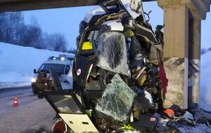 Унаслідок ДТП загинуло п'ятеро людей, зокрема і 47-річний водій автобуса