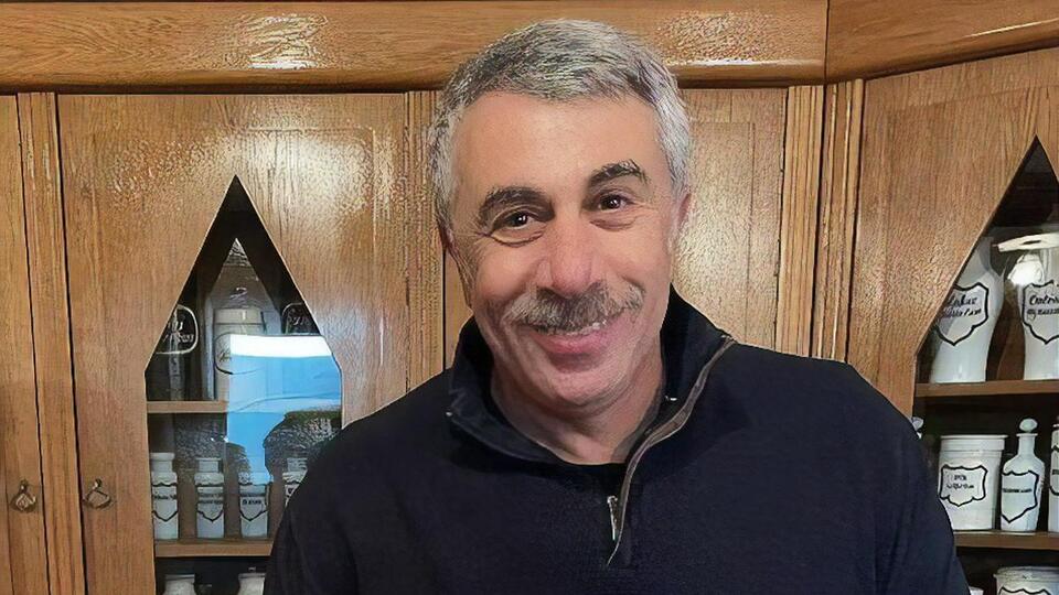 У Комаровського двоє дітей та троє онуків