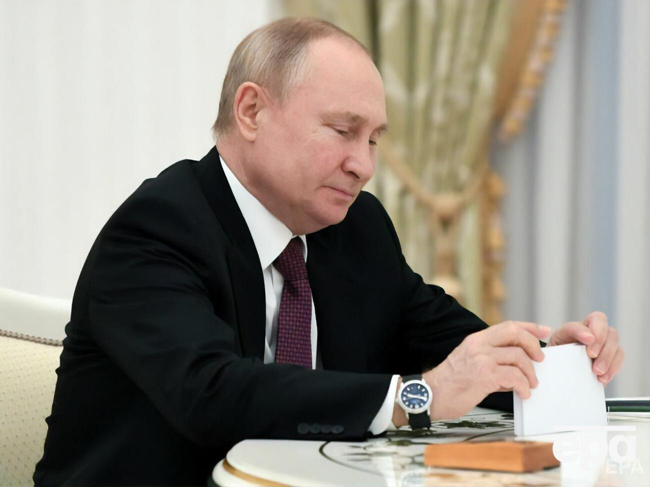 Путін 23 грудня у відповідь на запитання, чи нападатиме Росі на Україну, говорив, що дії Москви залежать від гарантування безпеки Росії