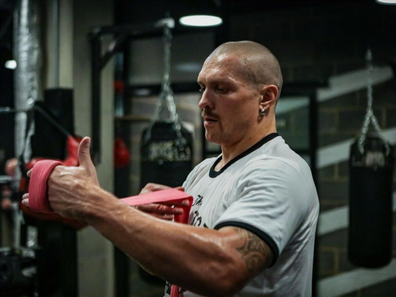 Усик:&nbsp;Спортсмен &ndash; он как беременная женщина: если сильно хочешь, то&nbsp;чуть-чуть можно