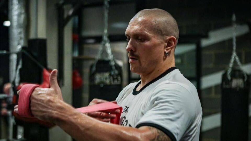 Усик: Спортсмен – он как беременная женщина: если сильно хочешь, то чуть-чуть можно