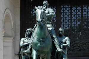 В памятнике Рузвельту усмотрели расовую иерархию