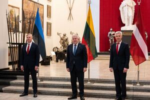 Главы минобороны Эстонии, Литвы и Латвии выступили с заявлением в поддержку Украины на фоне угроз со стороны РФ