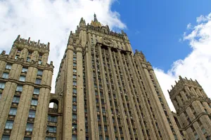 В России ожидают получить "письменную постатейную реакцию" США на "гарантии безопасности" на следующей неделе, отметили в МИД РФ
