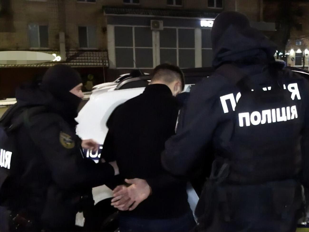 Чтобы задержать вооруженного мужчину, привлекли бойцов спецподразделения КОРД