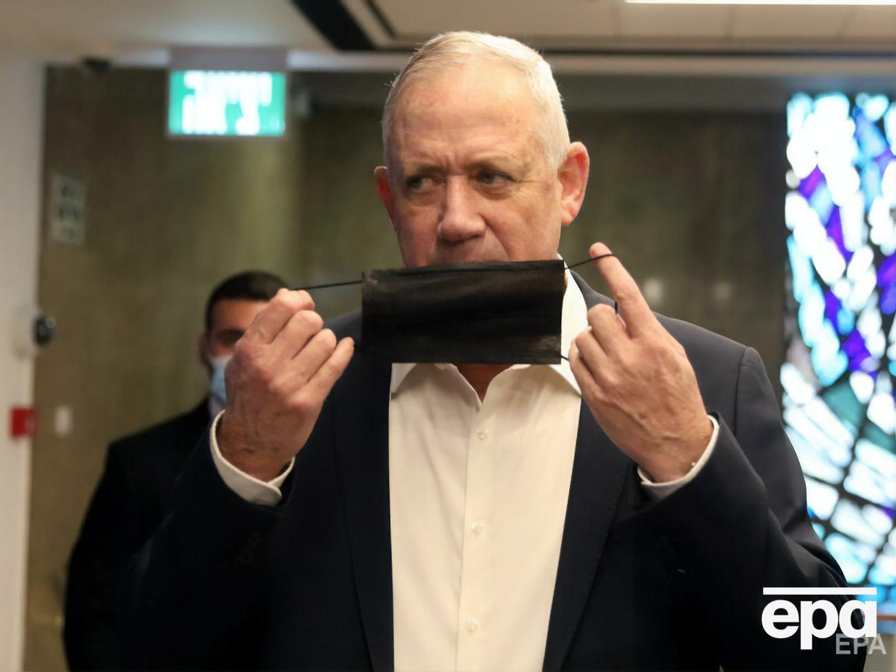 Ганц призвал граждан вакцинироваться