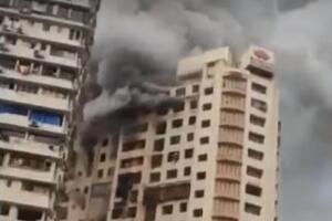 Горело 20-этажное здание в центре города