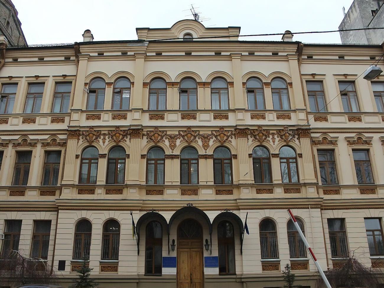 В Минкультуры рассказали о работе с черным списком деятелей культуры